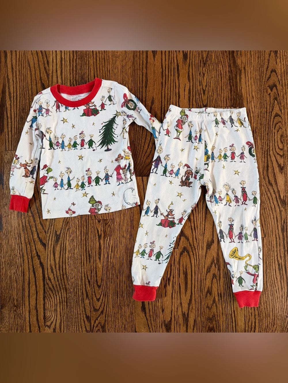 Pottery Barn Kids Christmas Dr Seuss Pajama Set